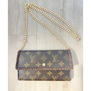 Louis Vuitton International Wallet Monogram Canvas – Edge Reinforced / Repaired